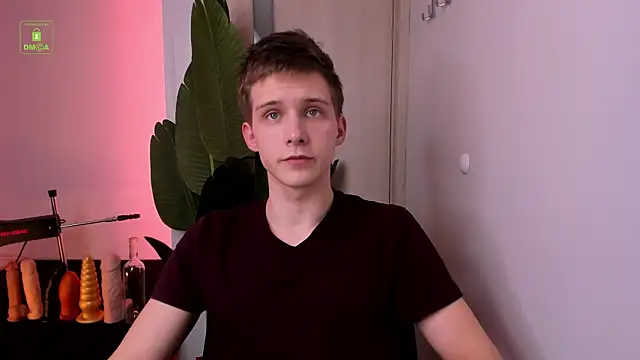 Snapshot of MarkGWalker chatting on February 2025 03:38:01 PM MarkGWalker online show from February 2025 03:38:01 PM