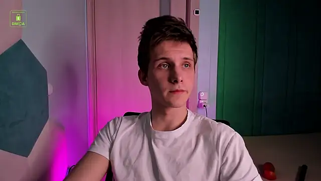 Snapshot of MarkGWalker chatting on March 2025 06:43:01 PM MarkGWalker online show from March 2025 06:43:01 PM