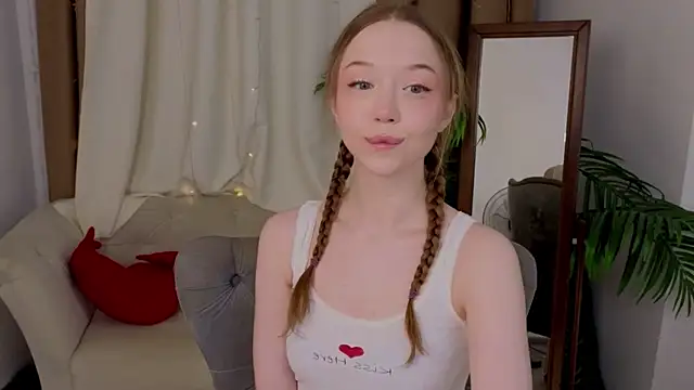 VioletMills online show from February 2025 08:52:02 PM