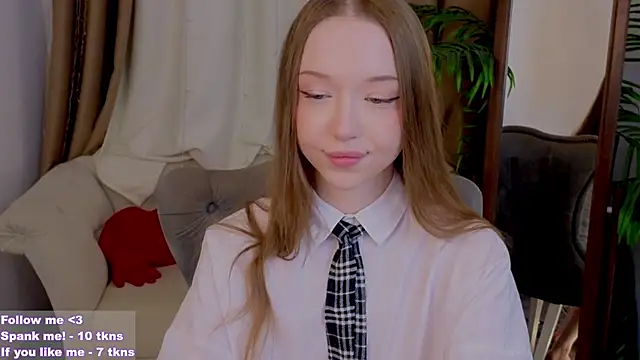VioletMills online show from February 2025 08:58:02 PM