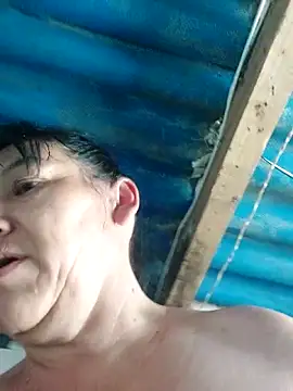 clarita 01 online show from December 2025 12:22:02 PM