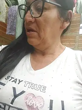 clarita 01 online show from May 2026 02:34:02 PM