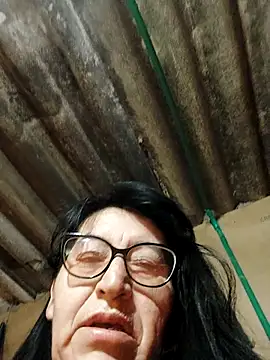 Snapshot of clarita_01 chatting on October 2025 10:38:02 AM clarita 01 online show from October 2025 10:38:02 AM