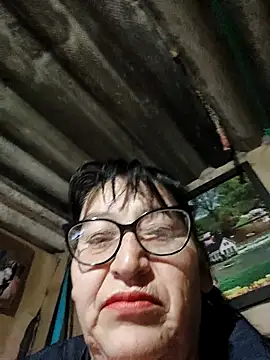 Snapshot of clarita_01 chatting on October 2025 10:49:02 AM clarita 01 online show from October 2025 10:49:02 AM