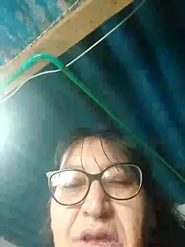 clarita 01 online show from December 2025 12:20:02 PM