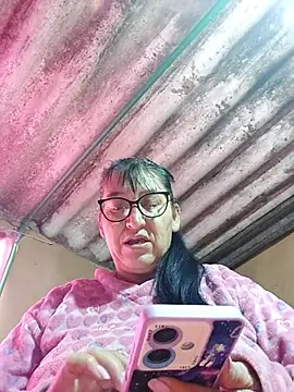 clarita 01 online show from November 2025 11:14:02 AM