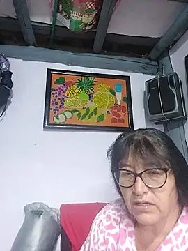 clarita 01 online show from December 2025 12:37:01 PM