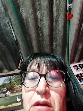 Snapshot of clarita_01 chatting on October 2025 11:36:02 AM clarita 01 online show from October 2025 11:36:02 AM