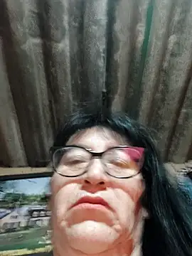 Snapshot of clarita_01 chatting on October 2025 11:18:01 AM clarita 01 online show from October 2025 11:18:01 AM
