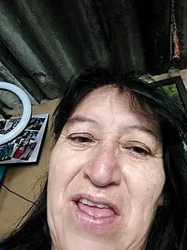 clarita 01 online show from November 2025 11:38:02 AM