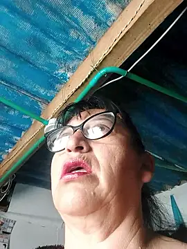 clarita 01 online show from January 2026 12:56:01 PM