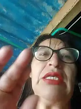 clarita 01 online show from January 2026 01:29:02 PM