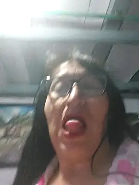 clarita 01 online show from April 2026 02:08:01 PM