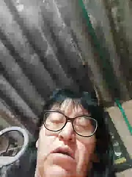 clarita 01 online show from November 2025 11:03:01 AM