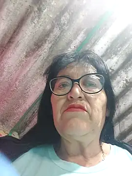 clarita 01 online show from October 2025 11:09:01 AM