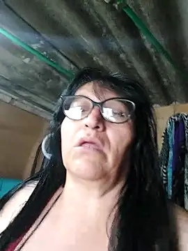 clarita 01 online show from November 2025 12:49:02 PM