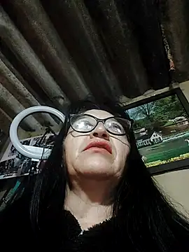 clarita 01 online show from November 2025 10:38:02 AM