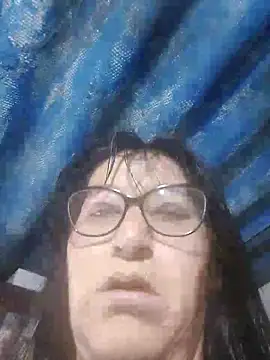 clarita 01 online show from December 2025 12:10:01 PM