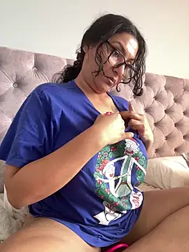 Indianbutter11 online show from September 2025 08:10:01 AM