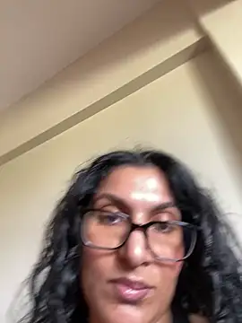 Indianbutter11 online show from March 2025 08:17:01 AM