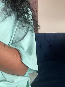 Indianbutter11 online show from February 2025 12:49:02 PM