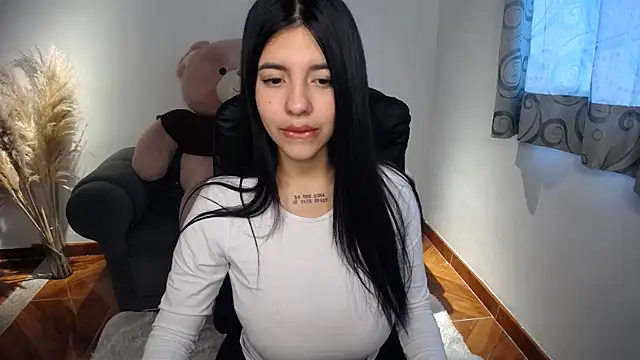 Snapshot of Alin_Aly chatting on September 2025 05:45:02 PM Alin Aly online show from September 2025 05:45:02 PM