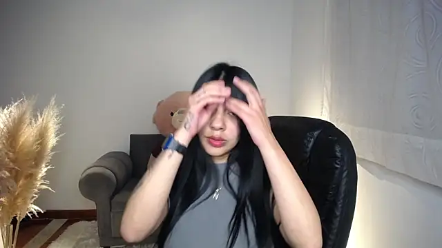 Snapshot of Alin_Aly chatting on January 2026 11:10:01 PM Alin Aly online show from January 2026 11:10:01 PM