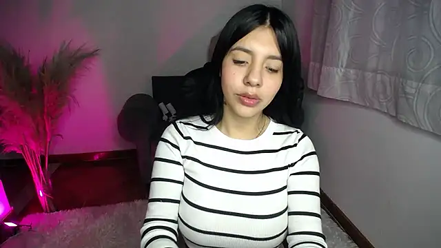 Snapshot of Alin_Aly chatting on January 2026 10:24:02 PM Alin Aly online show from January 2026 10:24:02 PM