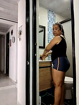 amaranta c online show from November 2025 03:44:01 PM