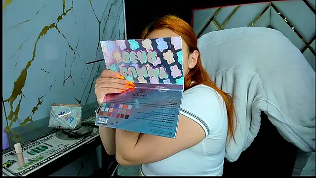 Emmily Walker online show from October 2025 02:10:02 AM