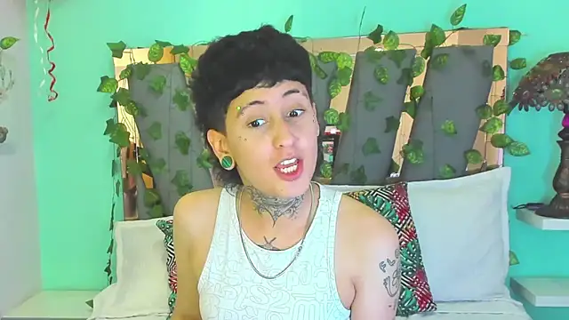 Snapshot of Ethan_lennox chatting on February 2026 10:06:02 PM Ethan lennox online show from February 2026 10:06:02 PM