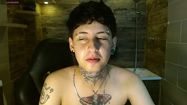 Snapshot of Ethan_lennox chatting on March 2026 08:05:02 PM Ethan lennox online show from March 2026 08:05:02 PM