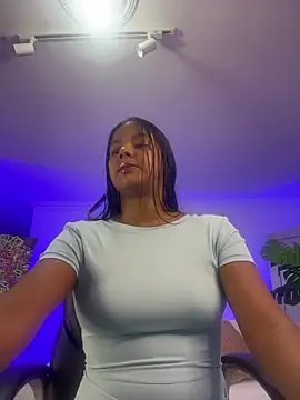 Snapshot of JANYLOVE__ chatting on May 2026 11:05:02 AM JANYLOVE online show from May 2026 11:05:02 AM