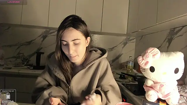 Ayesha Thebestt online show from February 2026 05:01:01 PM