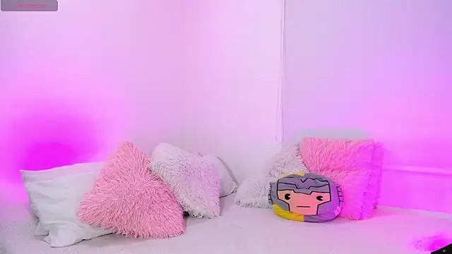 karly rioss online show from April 2026 12:26:02 AM