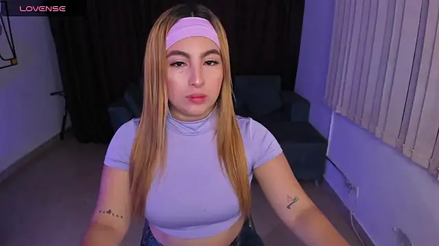 SusyAmis online show from November 2025 03:35:02 AM