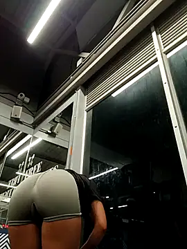  vaness online show from April 2026 05:24:01 AM