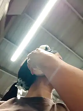  vaness online show from April 2026 05:20:01 AM