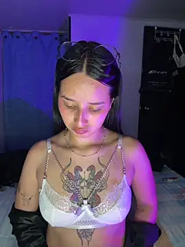  vaness online show from October 2025 06:11:01 AM