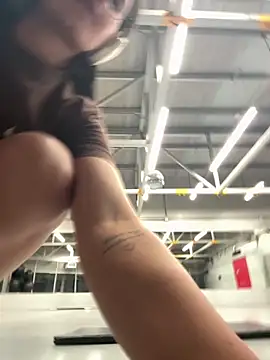  vaness online show from February 2026 05:25:01 AM