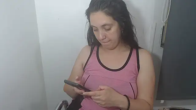 Snapshot of lulitasexy chatting on January 2025 03:33:01 AM lulitasexy online show from January 2025 03:33:01 AM