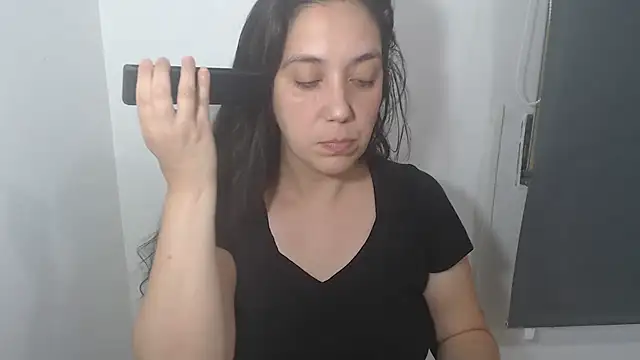 Snapshot of lulitasexy chatting on January 2025 11:04:02 PM lulitasexy online show from January 2025 11:04:02 PM