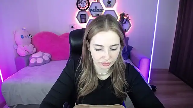 SabrinViolet online show from April 2026 08:10:02 AM