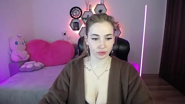 SabrinViolet online show from April 2026 08:05:02 AM
