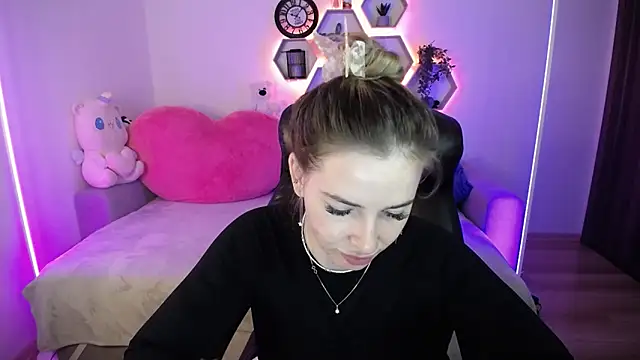 SabrinViolet online show from April 2026 08:10:02 AM