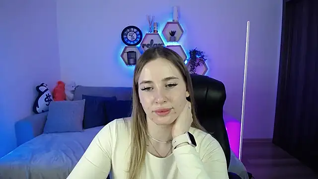 SabrinViolet online show from March 2026 08:05:02 AM