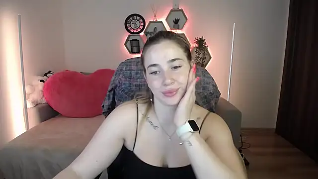 Snapshot of SabrinViolet chatting on July 2026 09:00:01 AM SabrinViolet online show from July 2026 09:00:01 AM