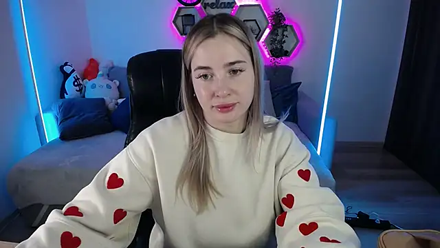 SabrinViolet online show from October 2025 09:08:01 AM