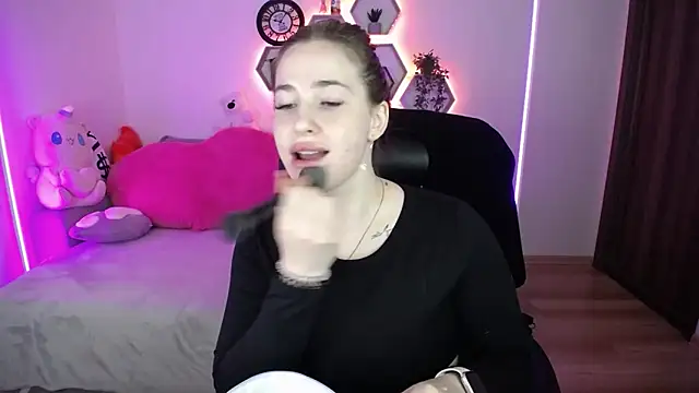 SabrinViolet online show from May 2026 08:17:01 AM