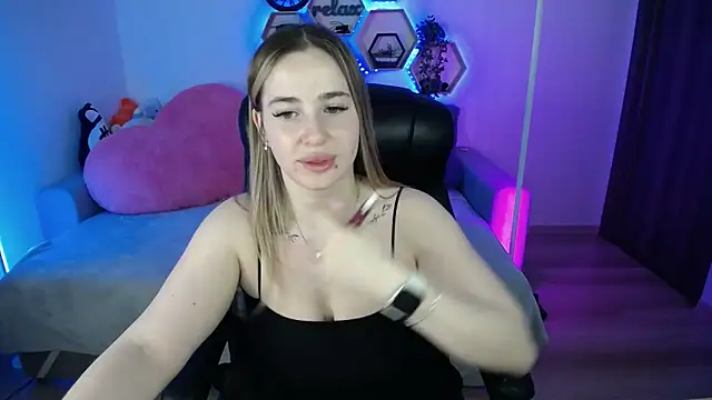 SabrinViolet online show from February 2026 09:11:02 AM